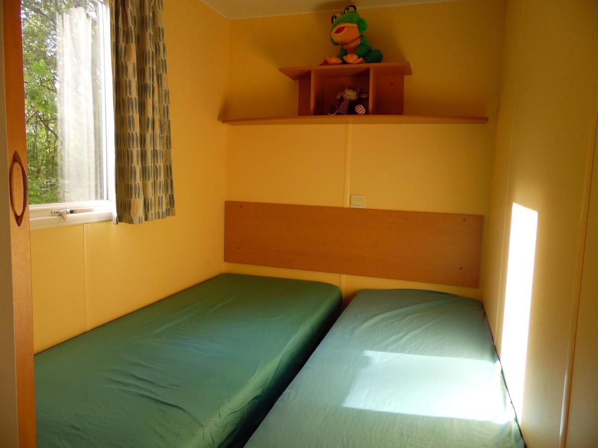 Camping Les Paillotes Payrac Екстер'єр фото